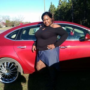 Meet your Posher, Howanda